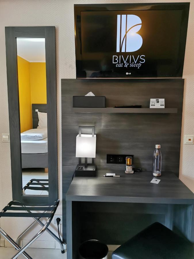 Bivius Hotel Restaurant Luxembourg Штрассен Экстерьер фото